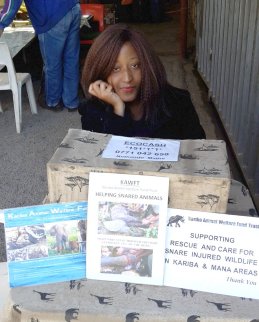 AA-Auctions-and-Sales-Nothando-collecting-entry-fees-for-wildlife-rescue